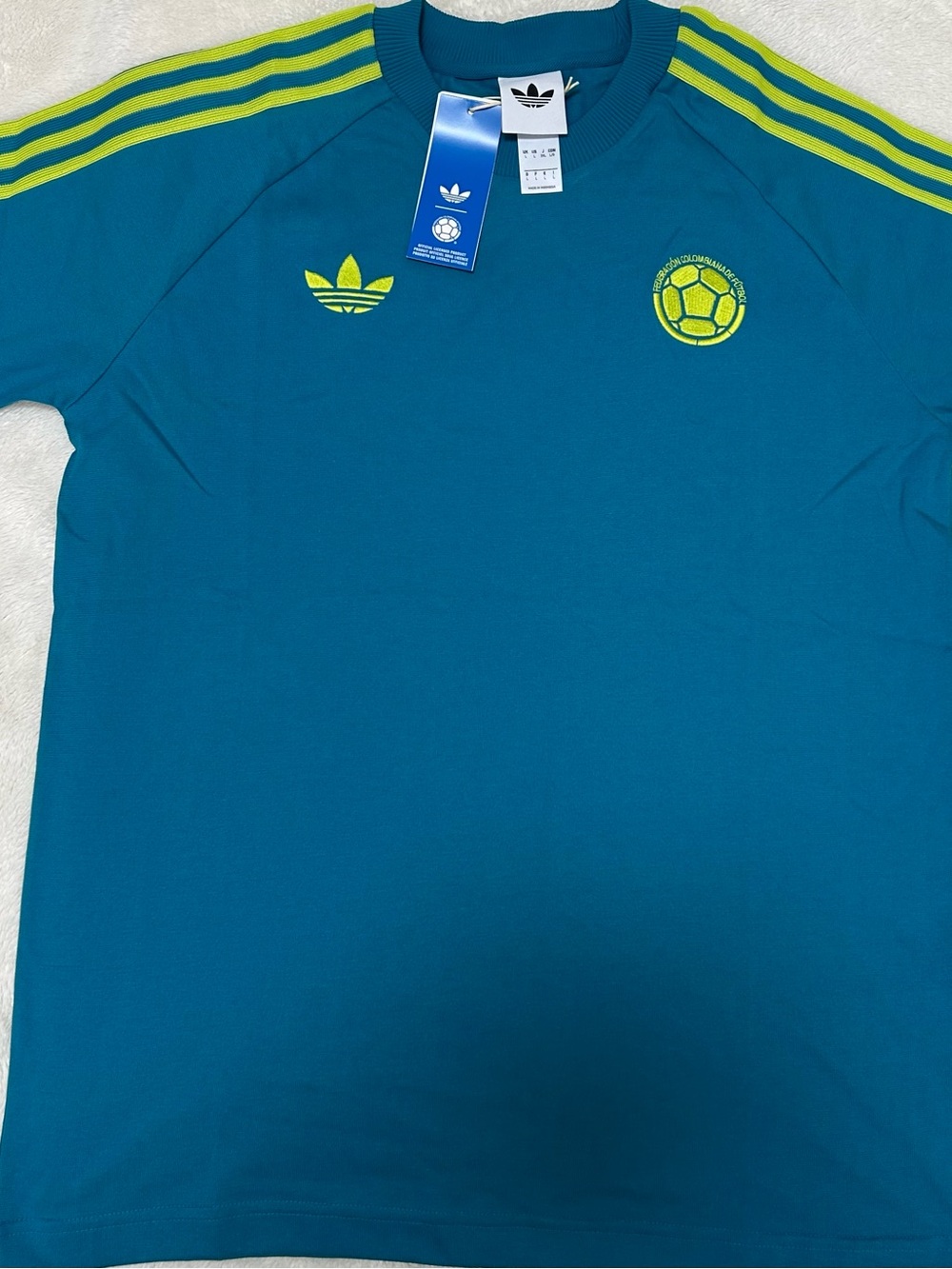 New Adidas Colombia Originals T-shirt Soccer Style KA1532